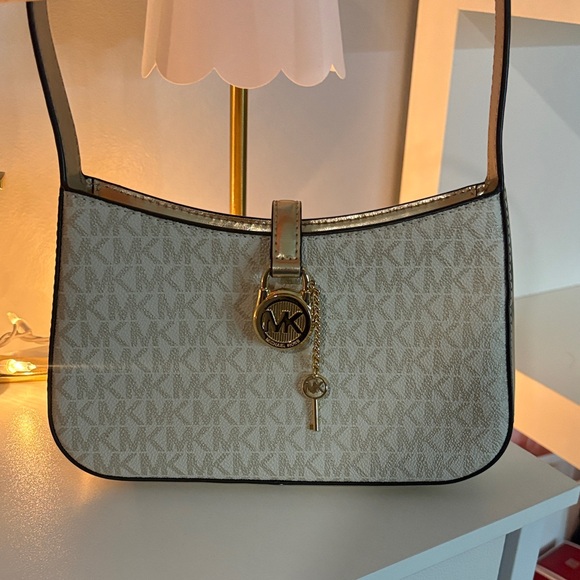 Michael Kors Handbags - Michael Kors Beige and Gold Shoulder Bag